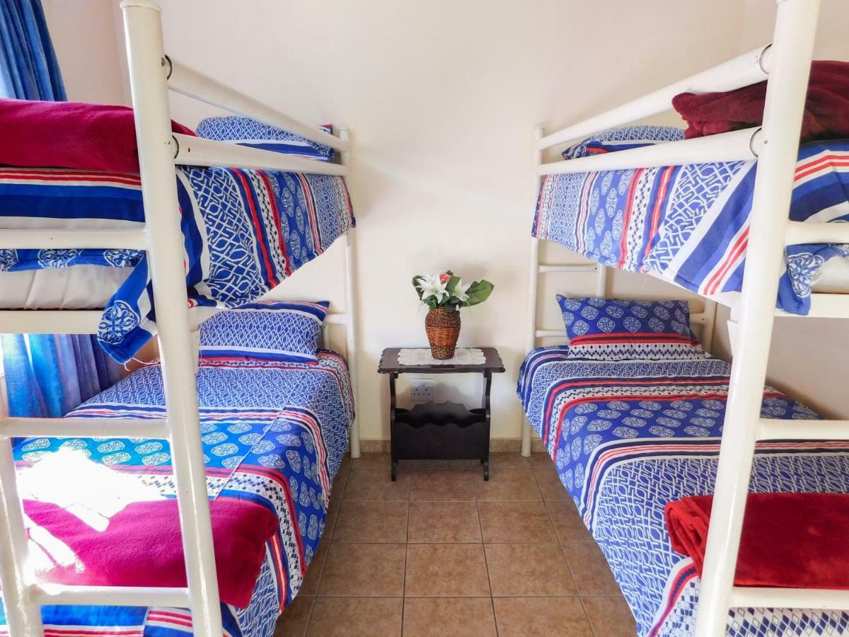 Mama Mia Cottages Oslo Beach Port Shepstone Buitenkant foto