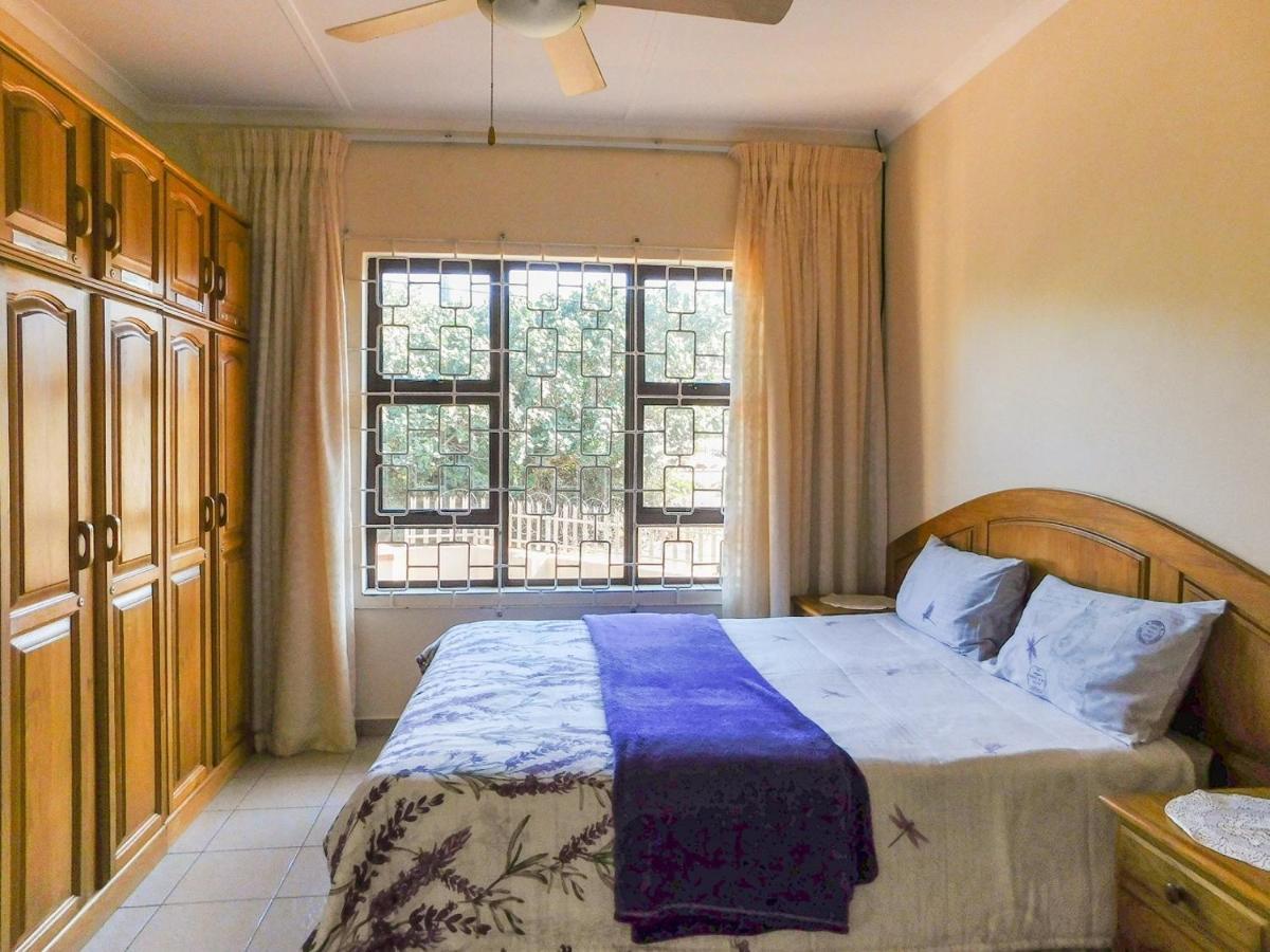 Mama Mia Cottages Oslo Beach Port Shepstone Buitenkant foto